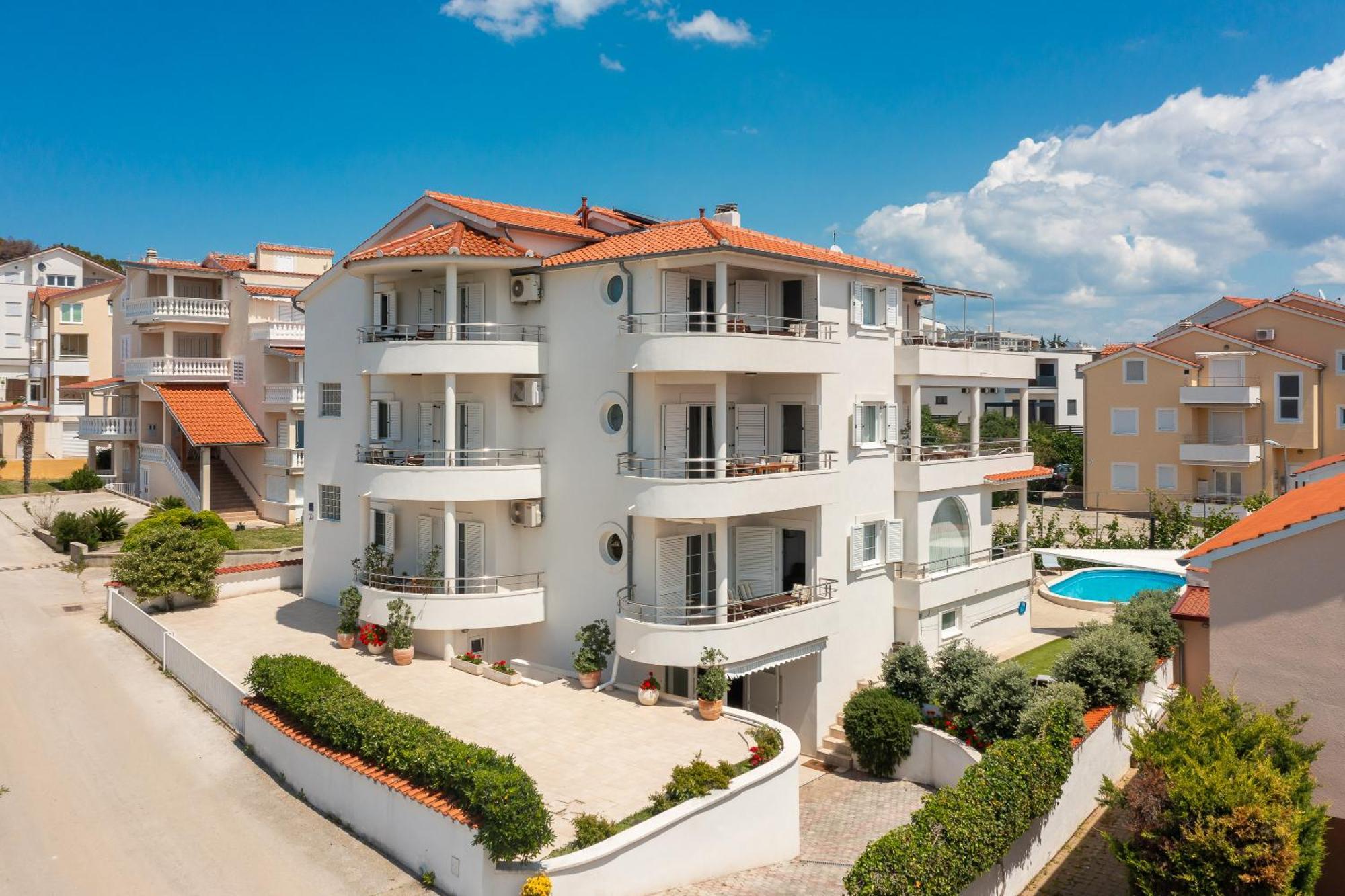 Apartments Tihi Vodice Exteriör bild